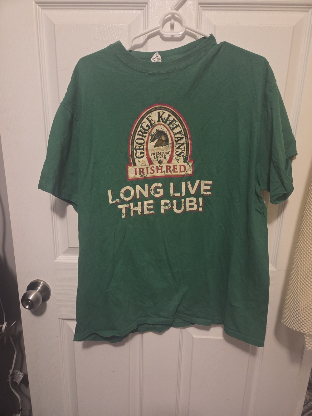 George Killian's Irish Red Green Graphic Tee - "Long Live The Pub!"